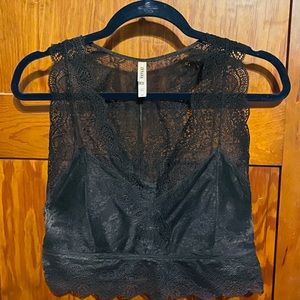 Zenana Black lace Bralette. 2X